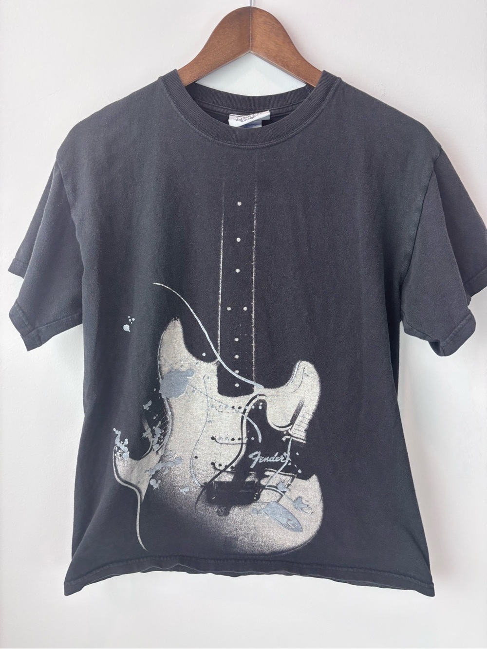Vintage Fender The Rock & Roll Lifestyle Guitar Graphic Tee Men’s Medium